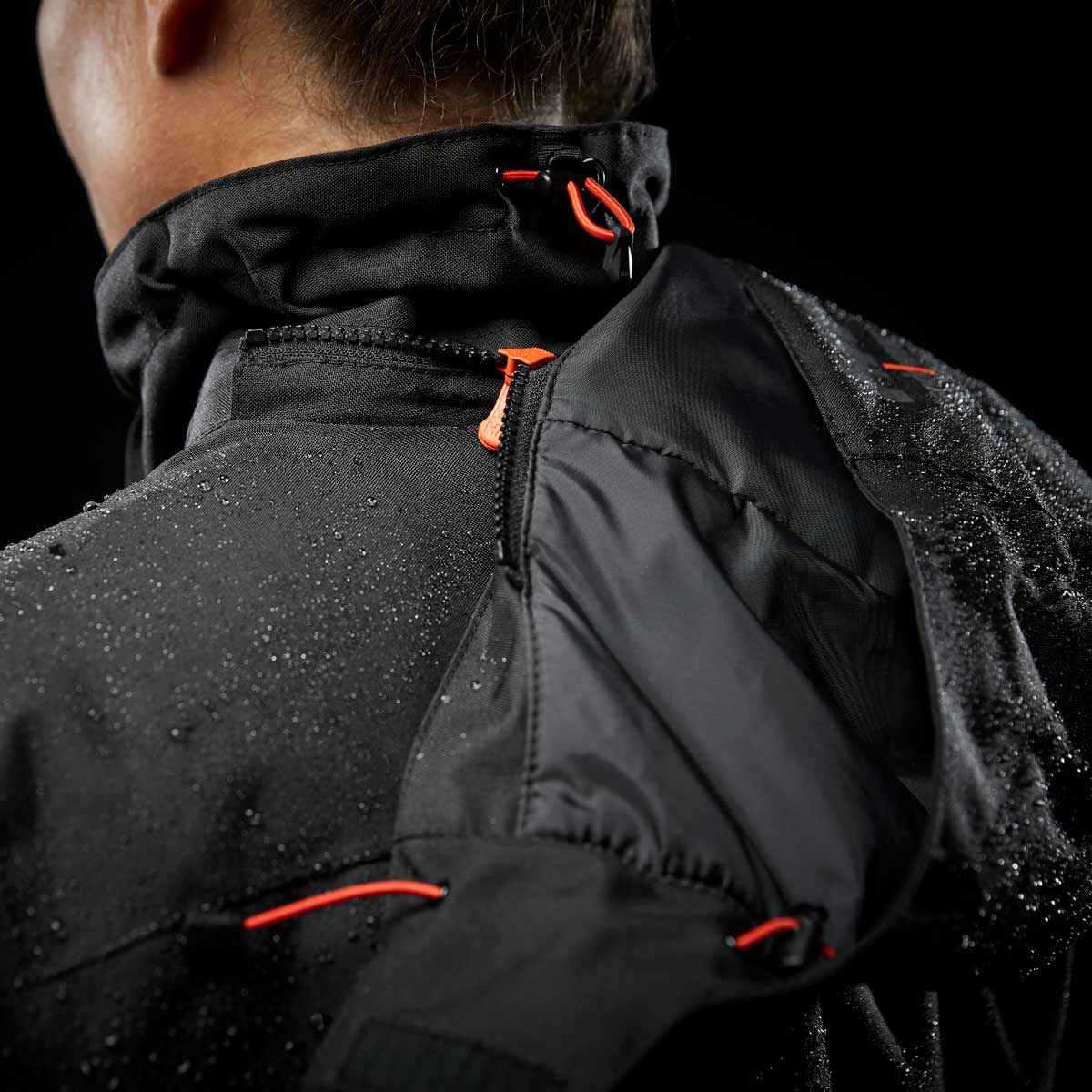 Helly-Hansen-Women_s-Luna-Winter-Jacket-Hood-Detail Helly-Hansen-Women_s-Luna-Winter-Jacket-Hood-Detail