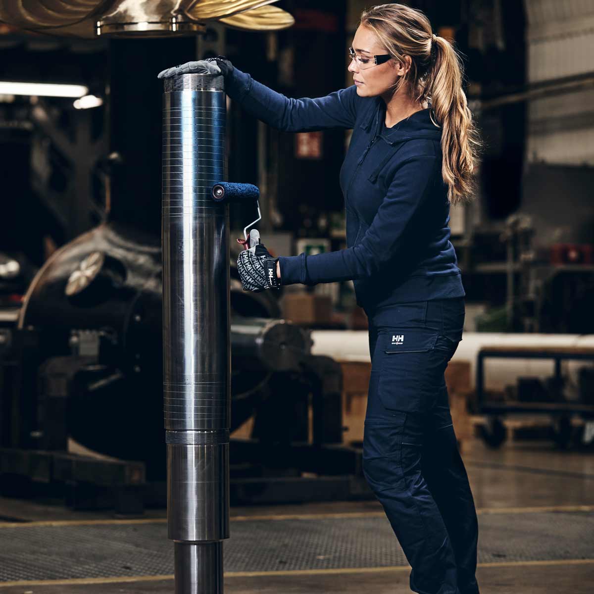 Helly-Hansen-Women_s-Manchester-Work-Pant-Navy-Lifestyle Helly-Hansen-Women_s-Manchester-Work-Pant-Navy-Lifestyle