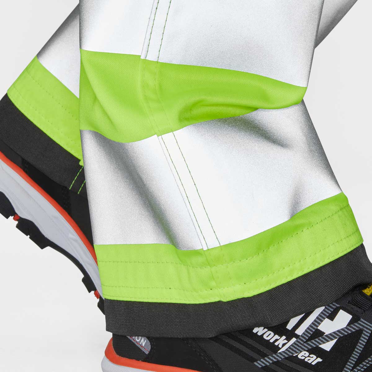 Helly Hansen Womens Luna Hi Vis Construction Pant CL 2 - reflective Helly Hansen Womens Luna Hi Vis Construction Pant CL 2 - reflective