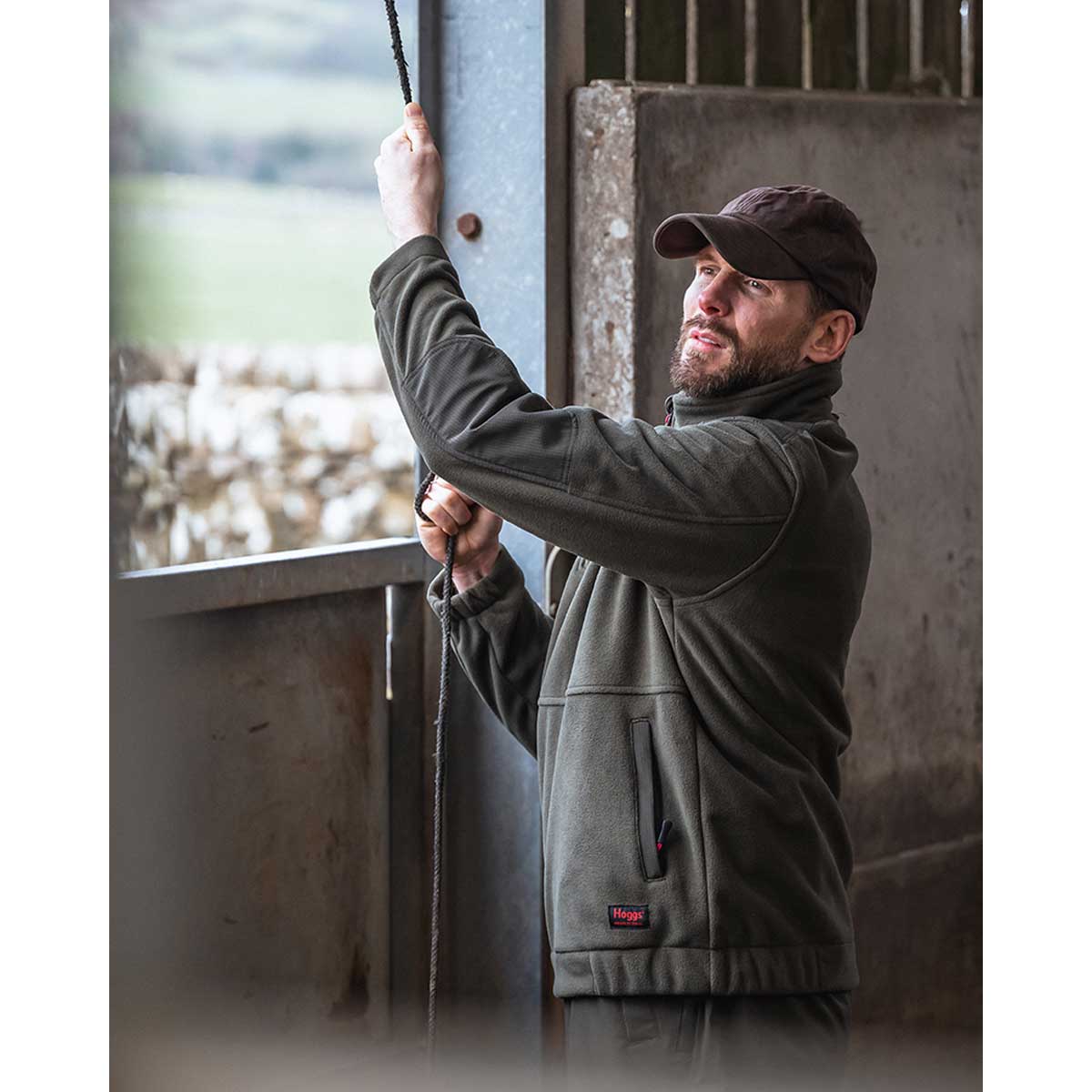 Hoggs of Fife Green King II Stormproof ¼ Zip Bonded-Fleece - lifestyle Hoggs of Fife Green King II Stormproof ¼ Zip Bonded-Fleece - lifestyle