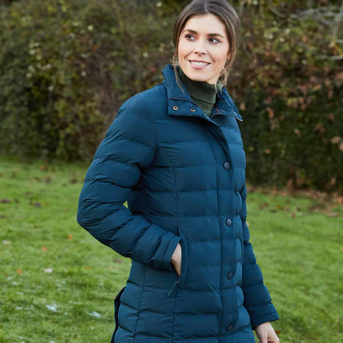 Alan Paine Calsall Ladies Coat - Navy - Model Alan Paine Calsall Ladies Coat - Navy - Model