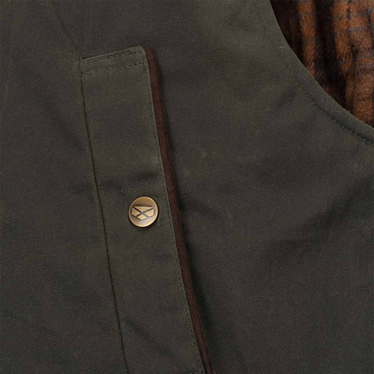 Hoggs of FIfe Maxton Padded Waxed Cotton Gilet - Mens - Detail Hoggs of FIfe Maxton Padded Waxed Cotton Gilet - Mens - Detail