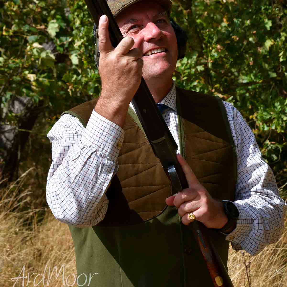 Laksen Belgravia Moleskin Leith Shooting Vest - Model Laksen Belgravia Moleskin Leith Shooting Vest - Model