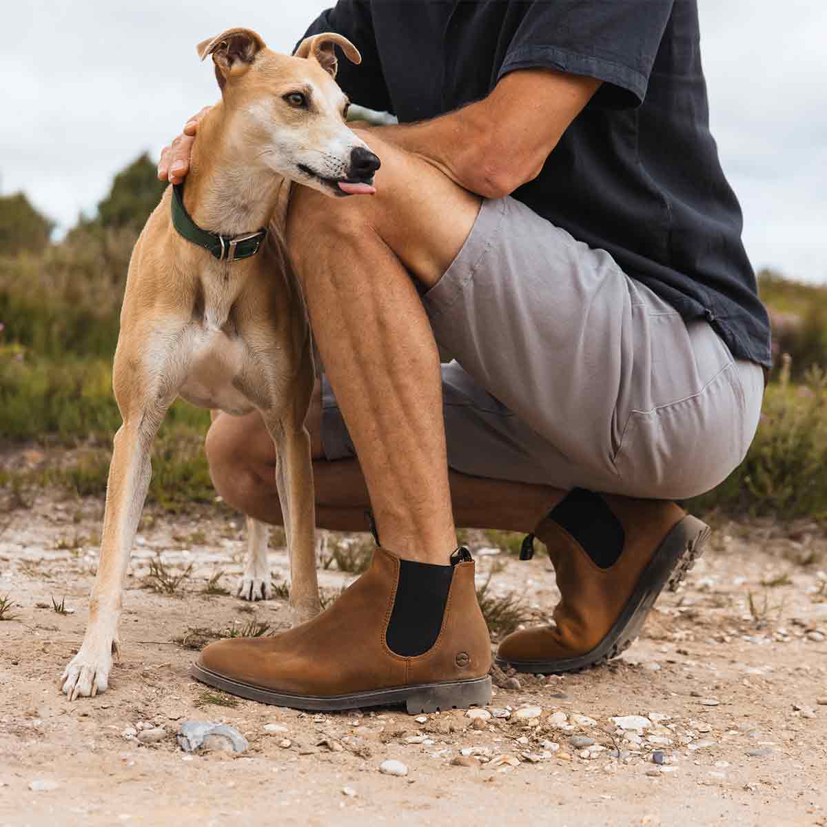 Orca Bay Henley Men's Chelsea Boots - Sand - Model Orca Bay Henley Men's Chelsea Boots - Sand - Model