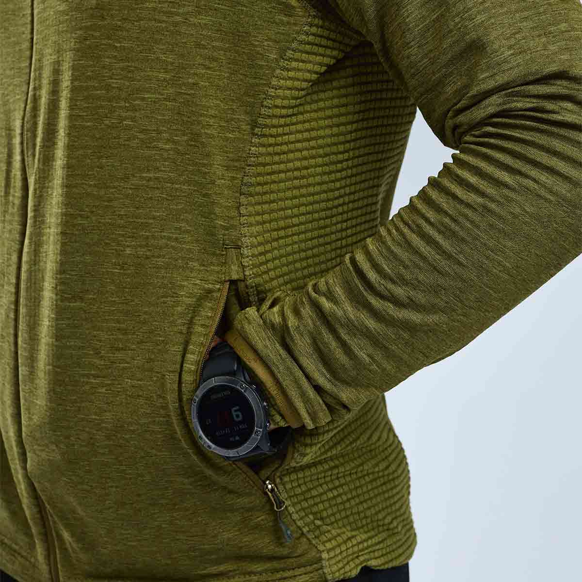 Pinewood Abisko Fleece Jacket - Olive Green - Sleeve Pinewood Abisko Fleece Jacket - Olive Green - Sleeve