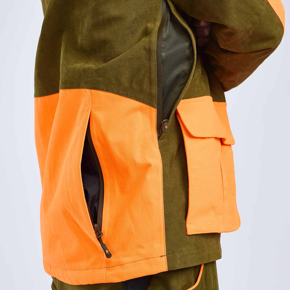 Pinewood Furudal Expert 2L Hunting Jacket - Olive Green/Orange - Detail Pinewood Furudal Expert 2L Hunting Jacket - Olive Green/Orange - Detail