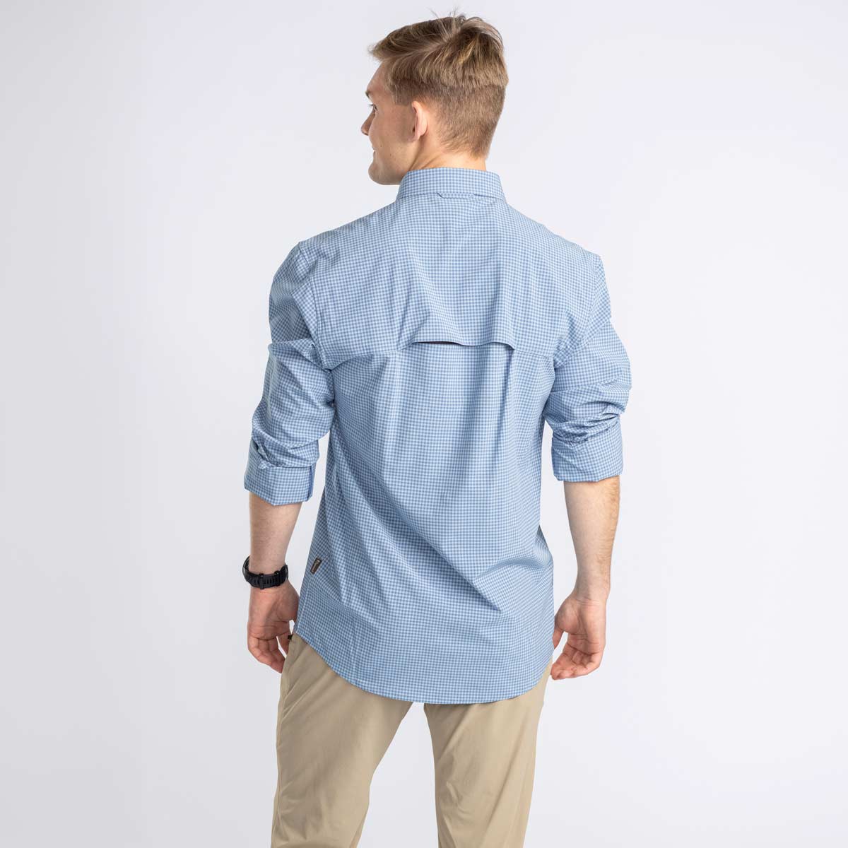 Pinewood InsectSafe Shirt - Fog Blue - On Model - Rear Pinewood InsectSafe Shirt - Fog Blue - On Model - Rear