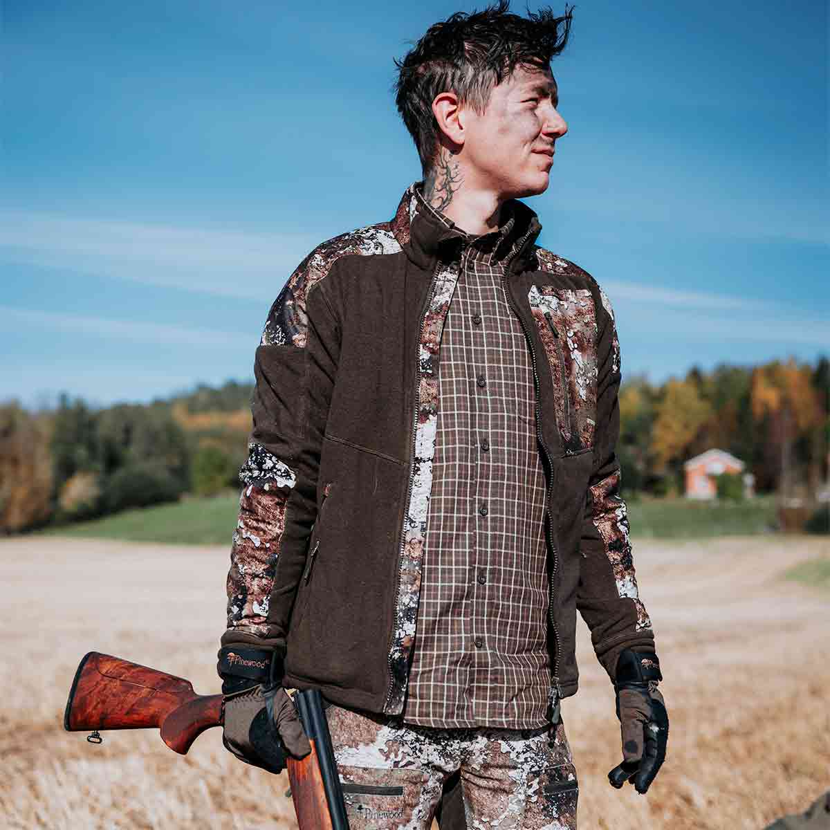 Pinewood Smaland Hunters Camou Fleece Jacket - Model Pinewood Smaland Hunters Camou Fleece Jacket - Model