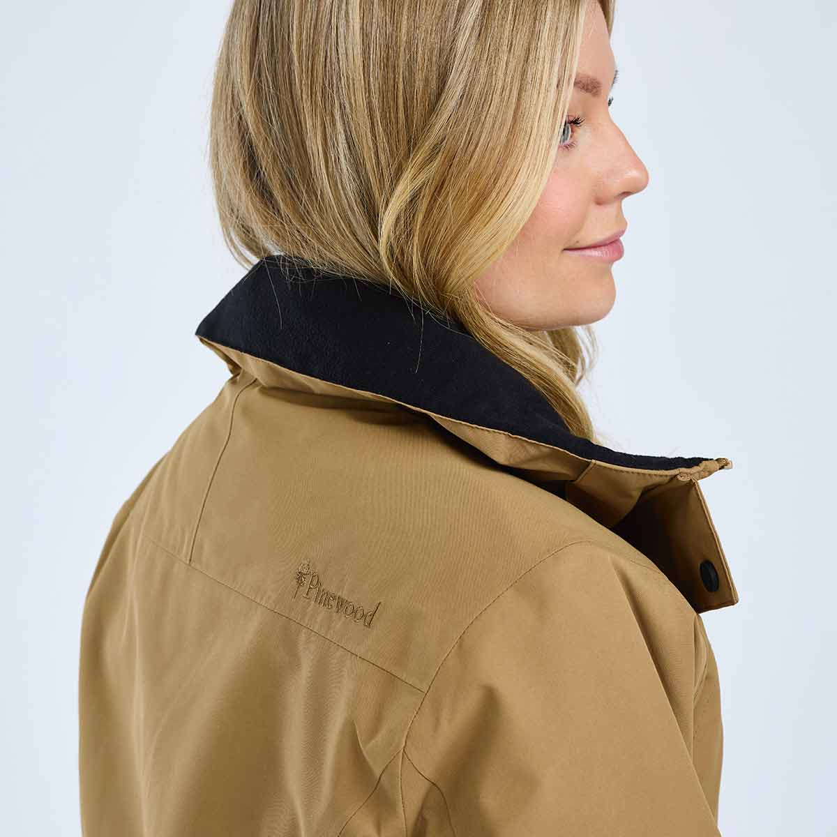 Pinewood Wilda Women's Padded Parka - Dark Sandstone - Collar Pinewood Wilda Women's Padded Parka - Dark Sandstone - Collar