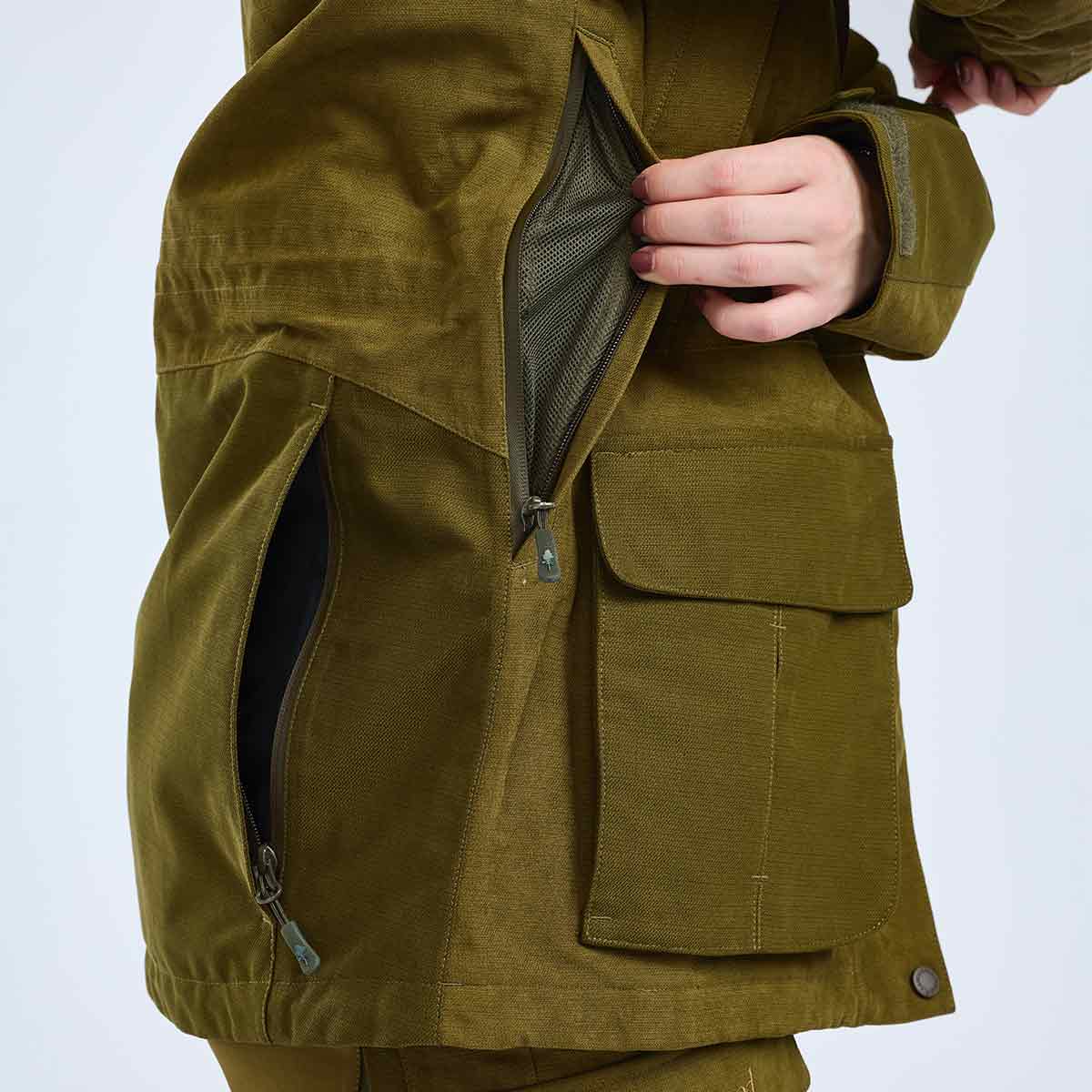 Pinewood Women's Furudal Expert 2L Hunting Jacket - Olive Green - Pockets Pinewood Women's Furudal Expert 2L Hunting Jacket - Olive Green - Pockets