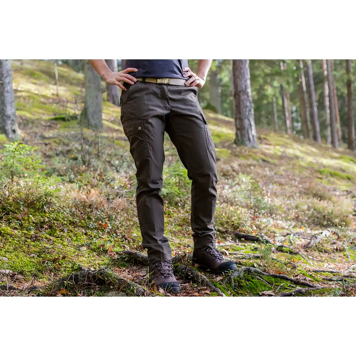 Pinewood Finnveden Classic Women's Trousers- Dark Olive- Outdoors Pinewood Finnveden Classic Women's Trousers- Dark Olive- Outdoors