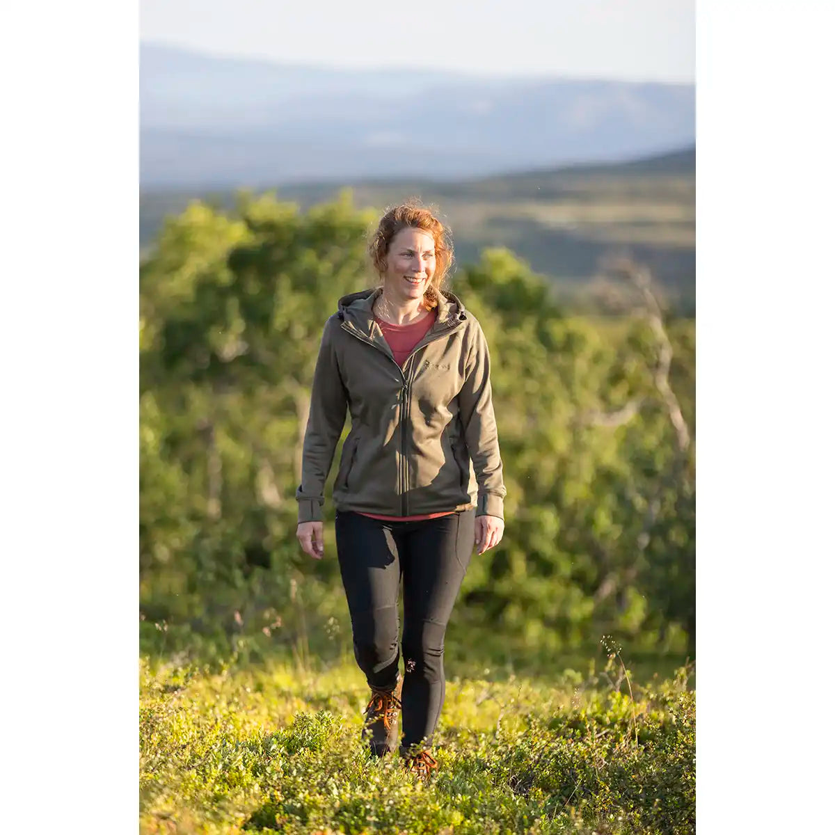 Pinewood Finnveden Women's Hoodie- Olive- Lifestyle Pinewood Finnveden Women's Hoodie- Olive- Lifestyle