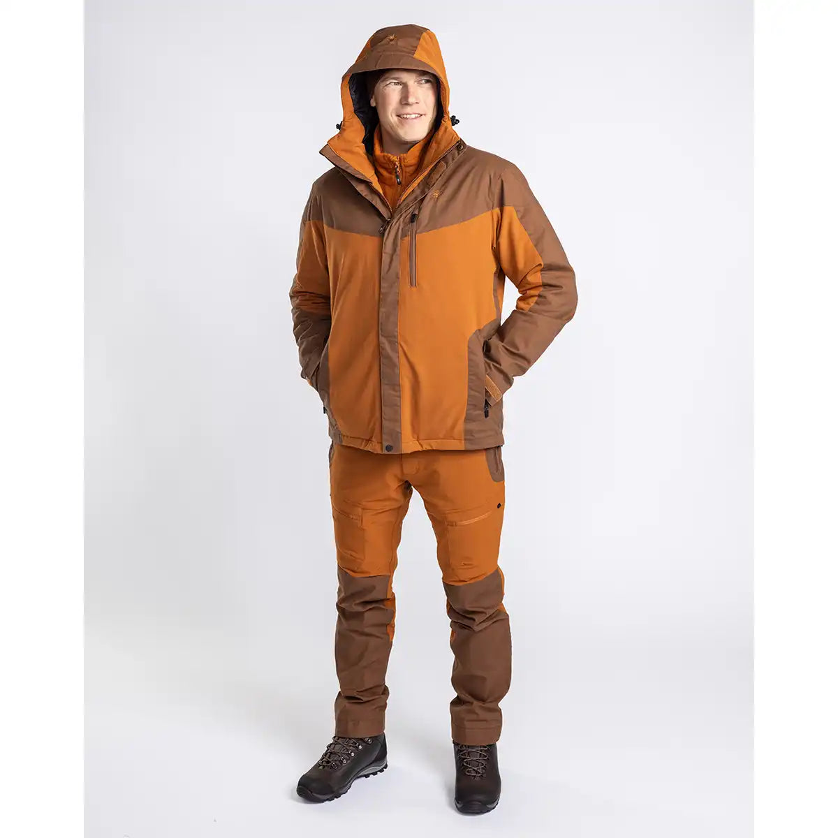 Pinewood Finnveden Hybrid Extreme Trousers - Fudge/Nougat - Worn By Model - Front Pinewood Finnveden Hybrid Extreme Trousers - Fudge/Nougat - Worn By Model - Front