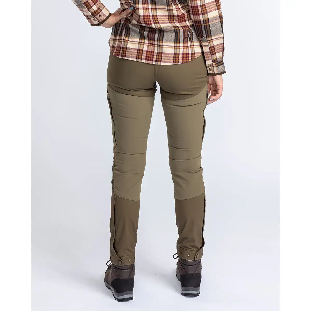Pinewood Finnveden Hybrid Women's Trousers - Hunting Olive - Worn By Model - Rear Pinewood Finnveden Hybrid Women's Trousers - Hunting Olive - Worn By Model - Rear