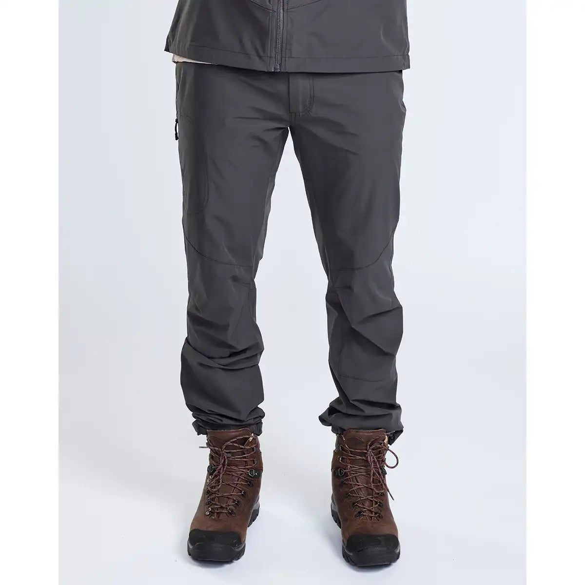 Pinewood Finnveden Sports Light Trousers - Ash Grey - Worn By Model Pinewood Finnveden Sports Light Trousers - Ash Grey - Worn By Model