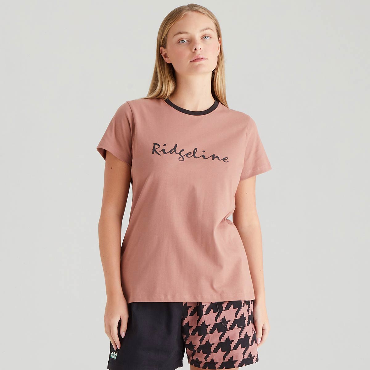 Ridgeline Women's Signature T-Shirt - Dusky Pink Ridgeline Women's Signature T-Shirt - Dusky Pink