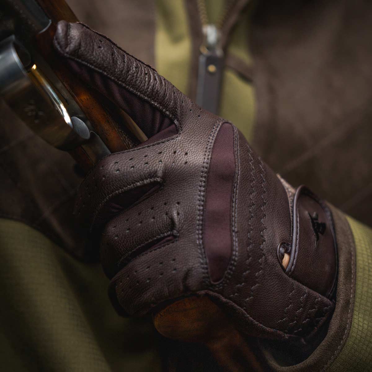 Seeland Aim Leather Shooting Gloves - Close up on model Seeland Aim Leather Shooting Gloves - Close up on model