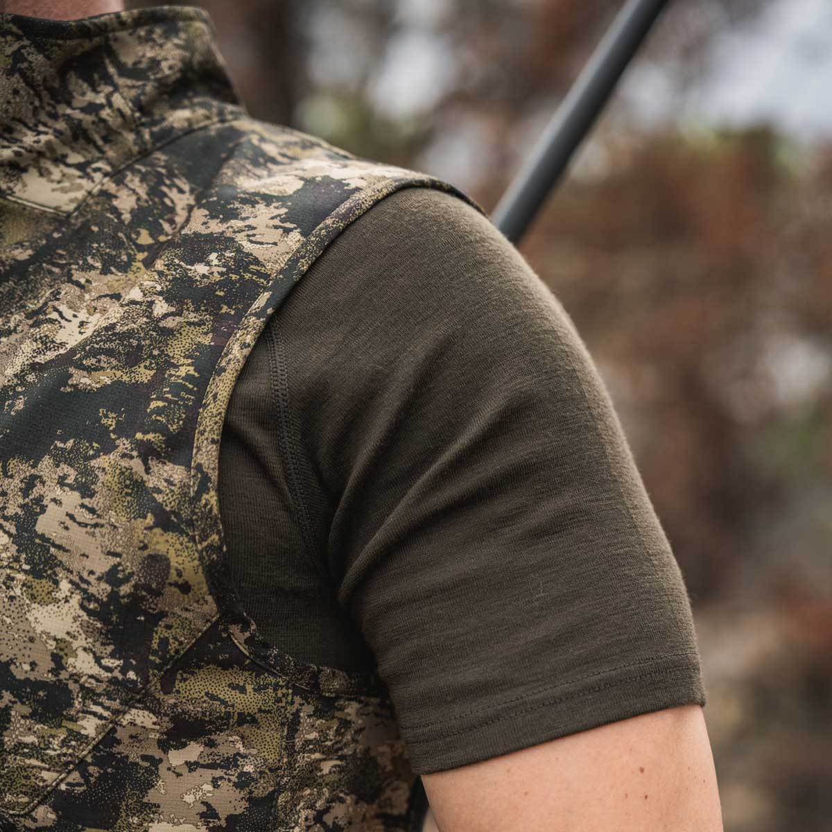 Seeland Chaser Aero Camo Waistcoat - Arm Hem Detail Seeland Chaser Aero Camo Waistcoat - Arm Hem Detail