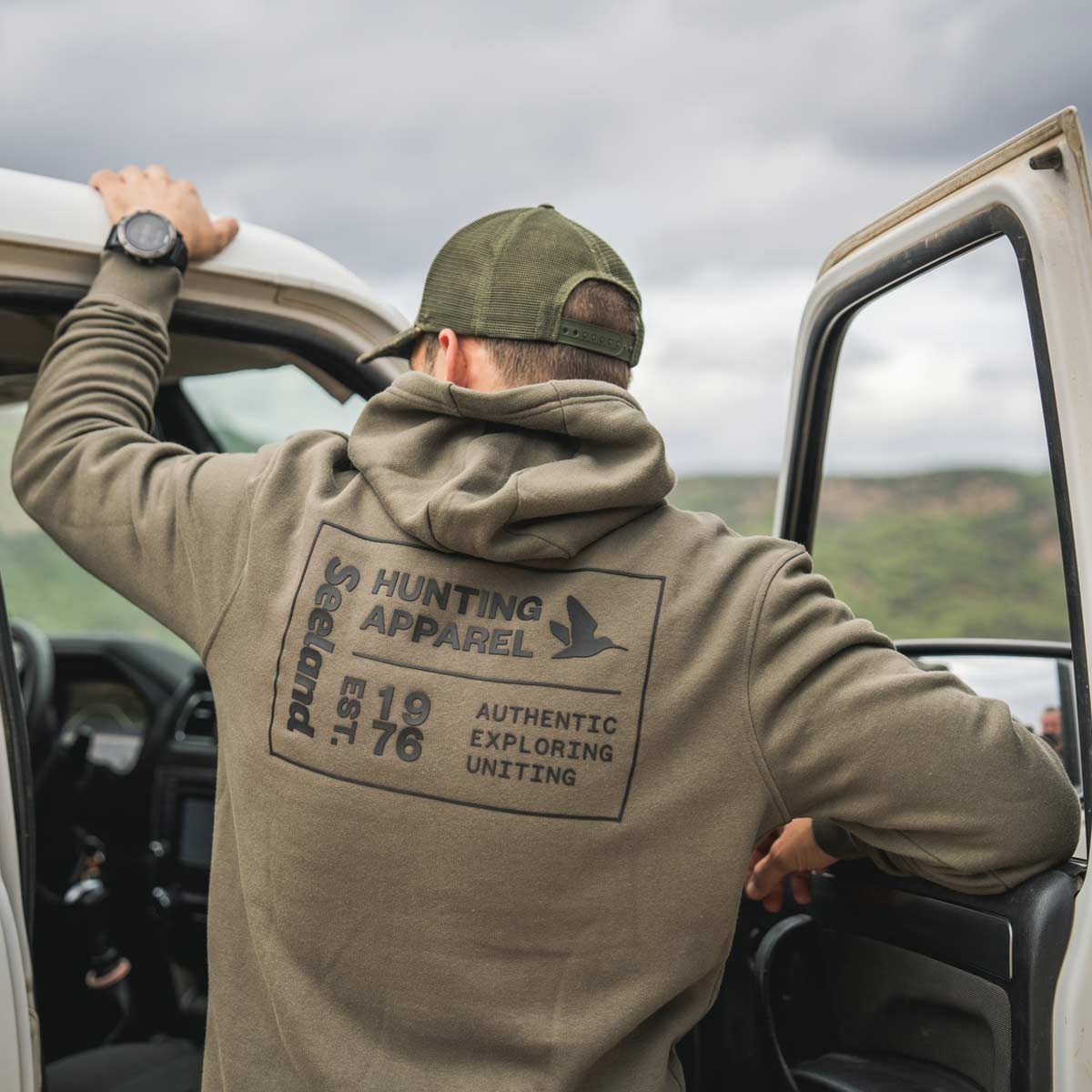 Seeland Delta Hoodie - On Model - Rear Seeland Delta Hoodie - On Model - Rear