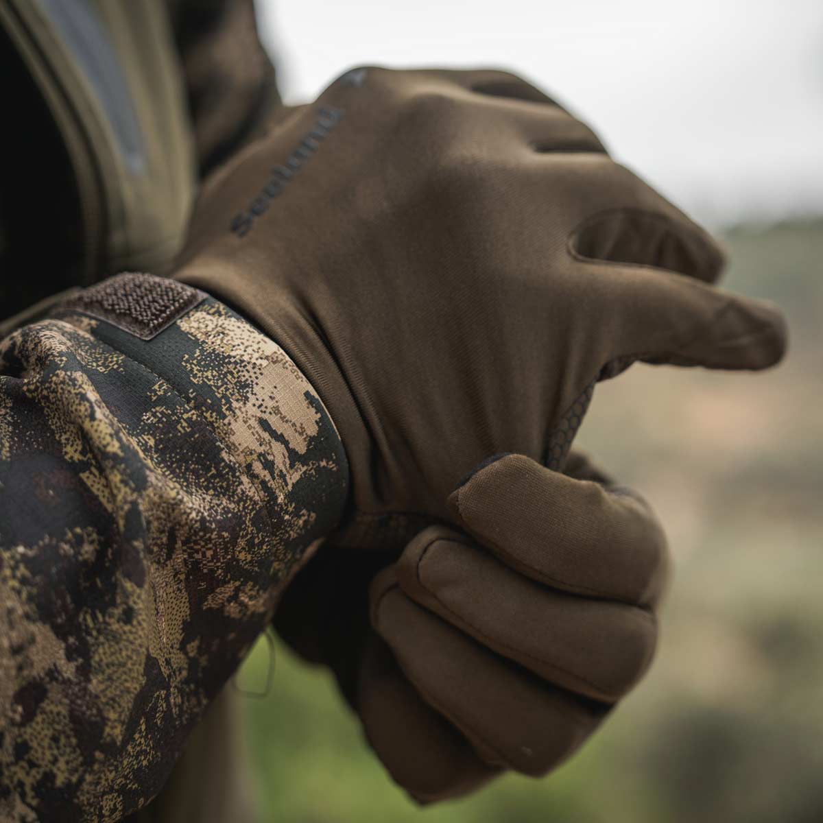Seeland Grip Gloves - On Model Seeland Grip Gloves - On Model