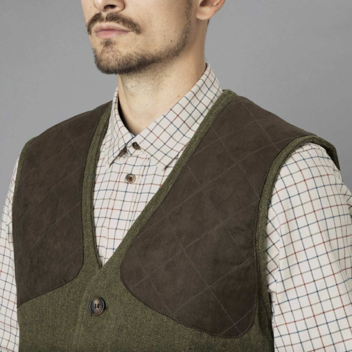 Seeland Hillside Waistcoat - Shoulder Detail Seeland Hillside Waistcoat - Shoulder Detail