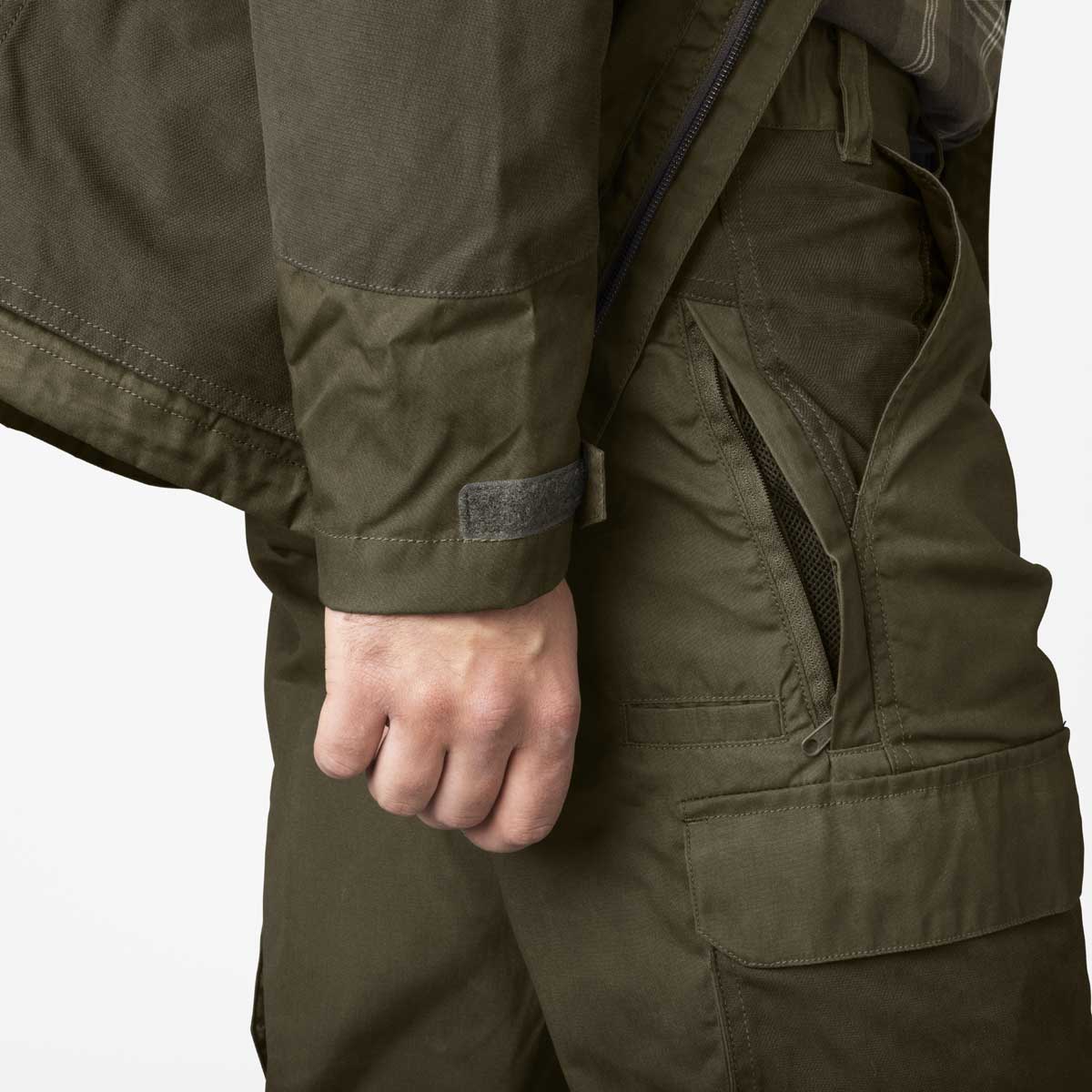 Seeland Key Point Elements Trousers - pockets on model Seeland Key Point Elements Trousers - pockets on model