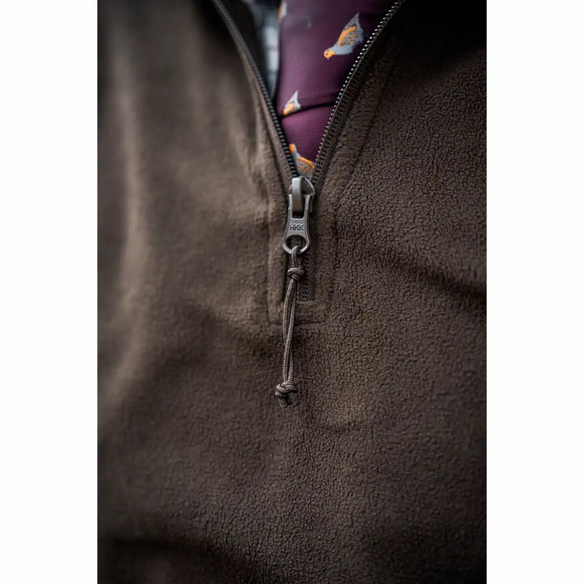 Seeland Benjamin Half Zip Fleece Pullover - Dark Brown - Zip Close Up Seeland Benjamin Half Zip Fleece Pullover - Dark Brown - Zip Close Up