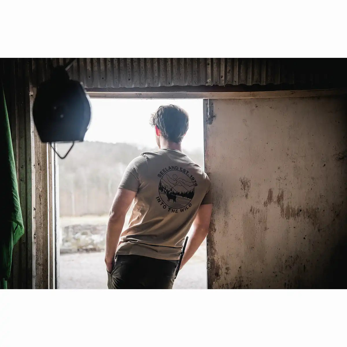 Seeland Hunting Landscape T-Shirt - Worn By Model - Rear Seeland Hunting Landscape T-Shirt - Worn By Model - Rear