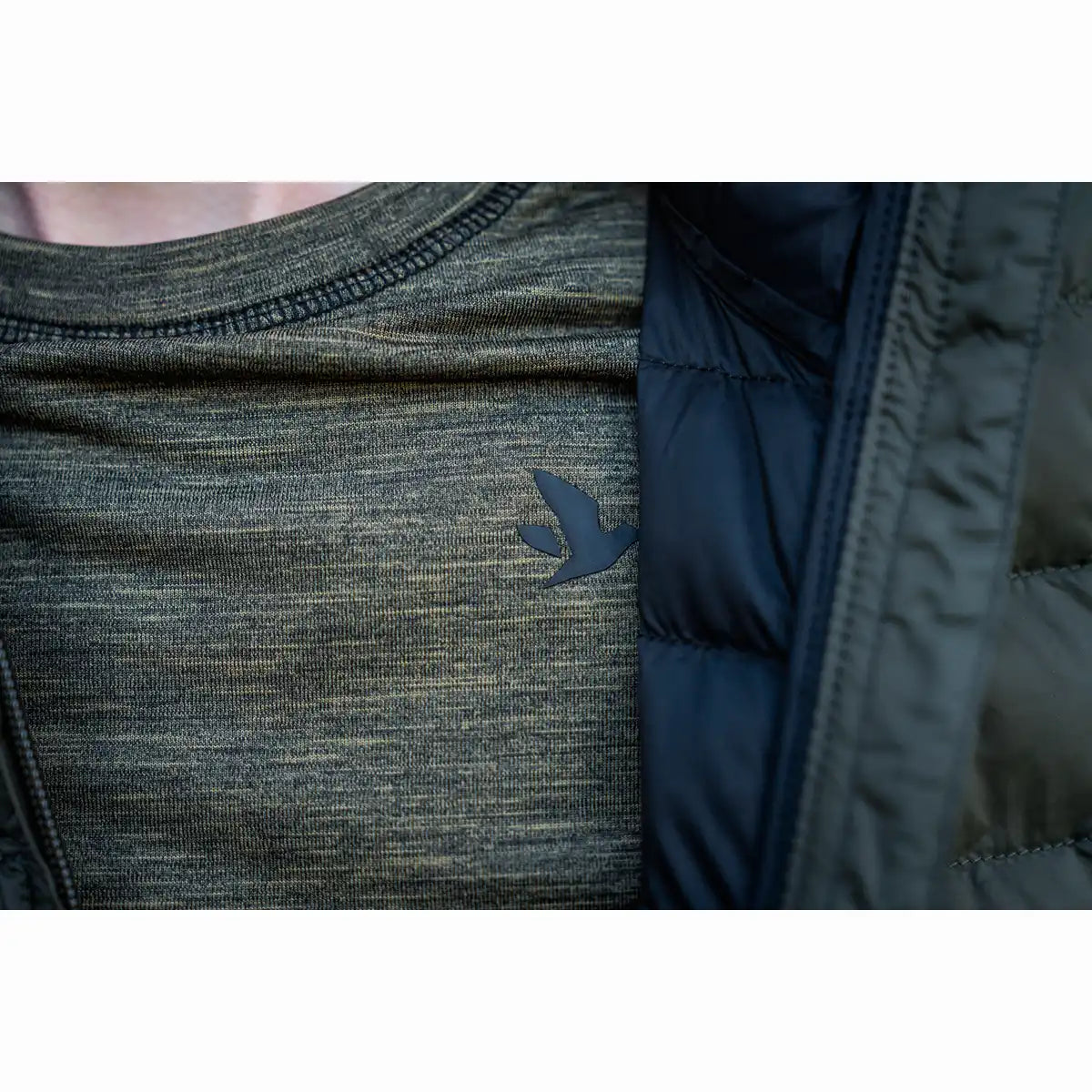 Seeland Peak Aia Women's Long Sleeved T-Shirt - Logo Close Up Seeland Peak Aia Women's Long Sleeved T-Shirt - Logo Close Up