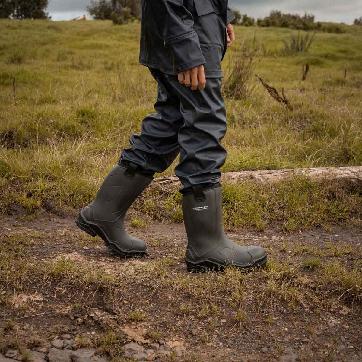 Swampmaster Pro Challenger S5 Safety Rigger Wellington Boot - lifestyle Swampmaster Pro Challenger S5 Safety Rigger Wellington Boot - lifestyle