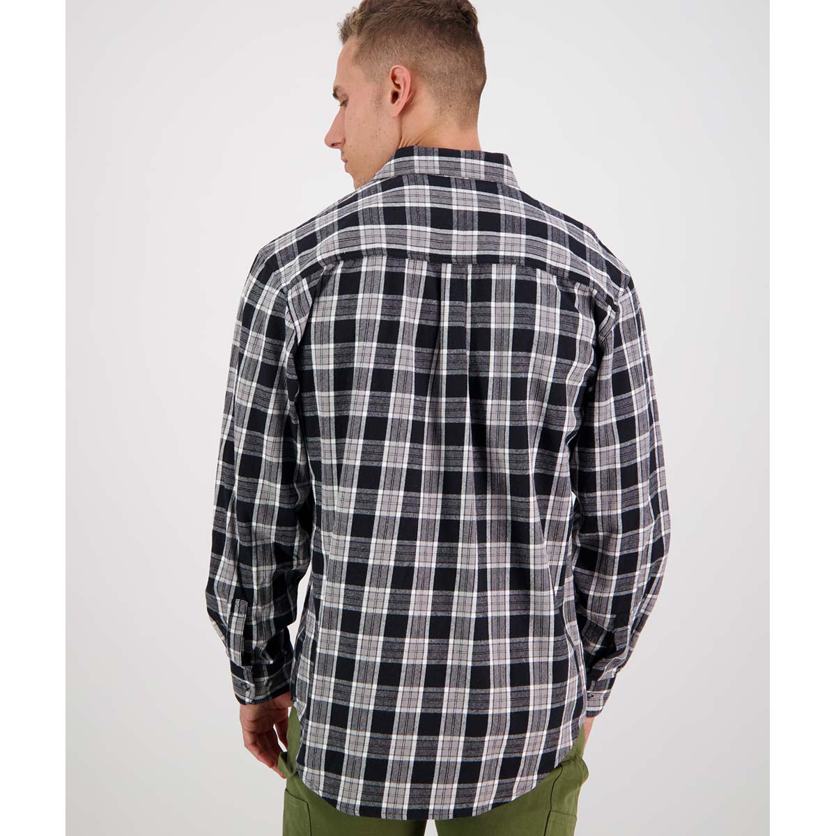 Swanndri Barn Shirt - Black Check - On Model - Rear Swanndri Barn Shirt - Black Check - On Model - Rear