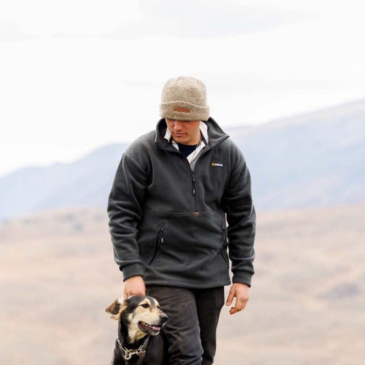 Swazi Doughroaster Fleece - Model Swazi Doughroaster Fleece - Model