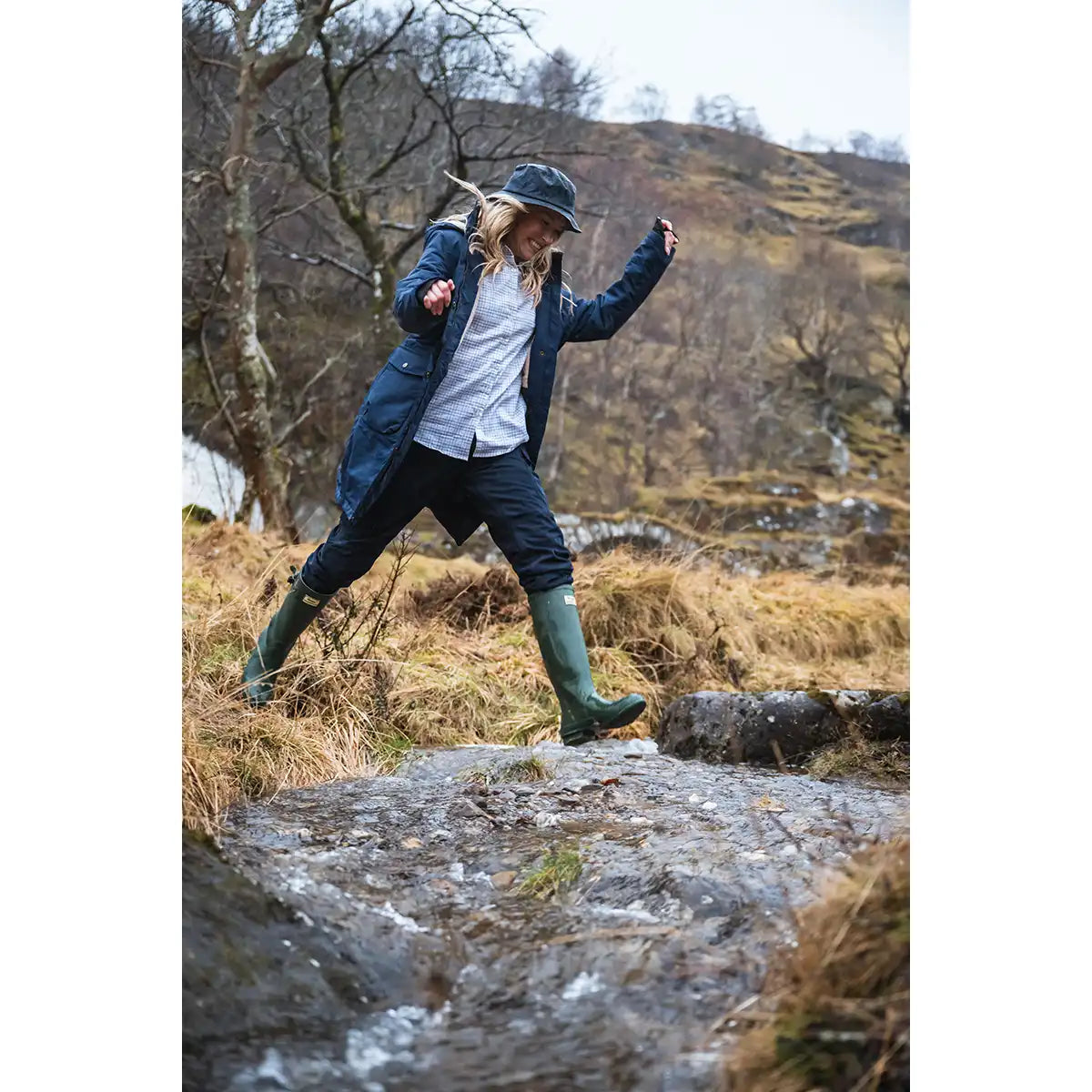 Hoggs of Fife Braemar Classic Wellington Boot - Classic Green - Worn By Model Hoggs of Fife Braemar Classic Wellington Boot - Classic Green - Worn By Model