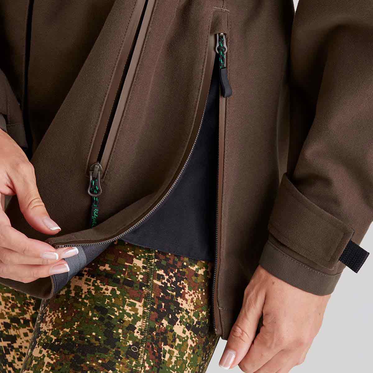 Ridgeline Women's Monsoon Classic Jacket - Bark - Zip Detail Ridgeline Women's Monsoon Classic Jacket - Bark - Zip Detail