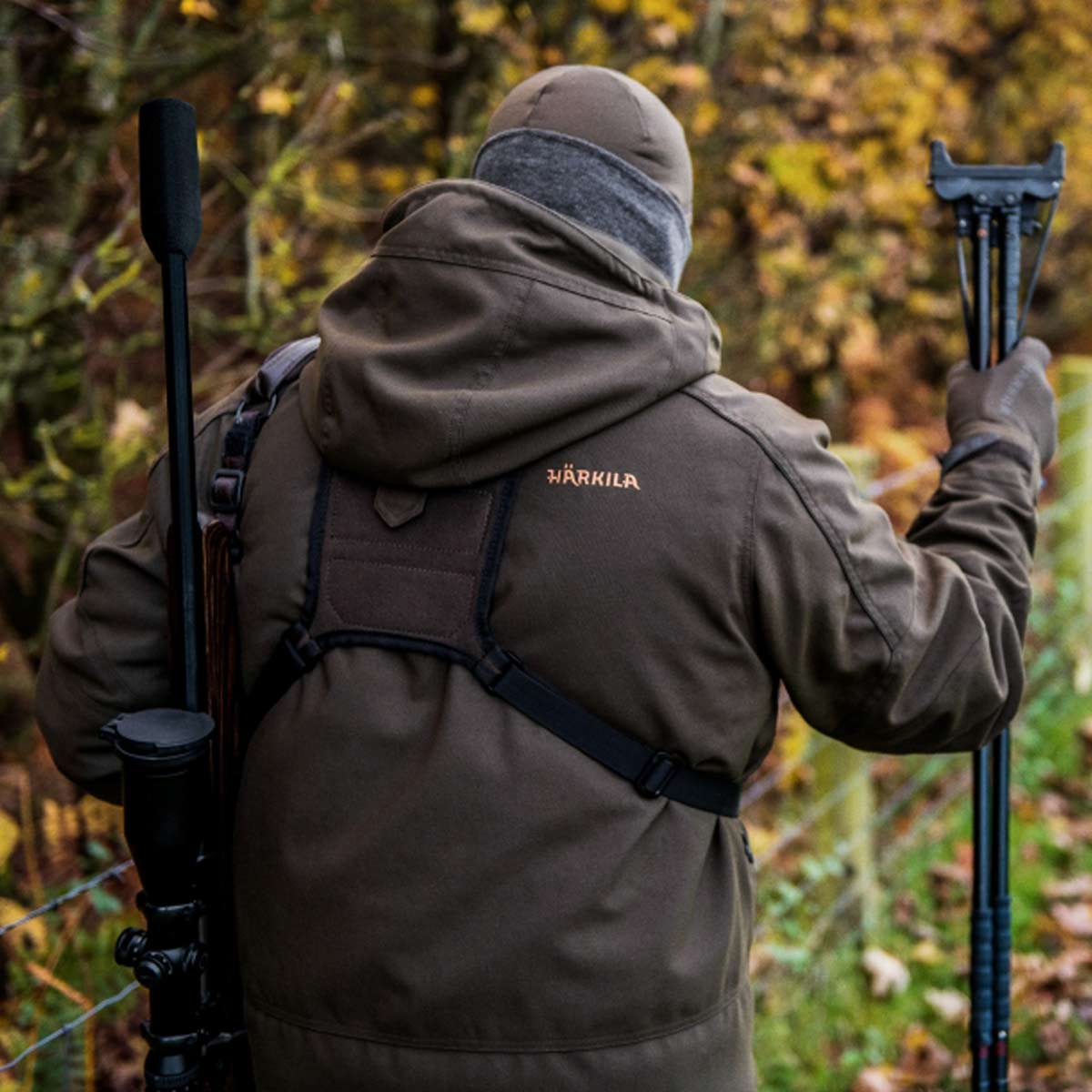 Harkila Pro Hunter Move 2.0 GTX Jacket- Behind of Model Harkila Pro Hunter Move 2.0 GTX Jacket- Behind of Model