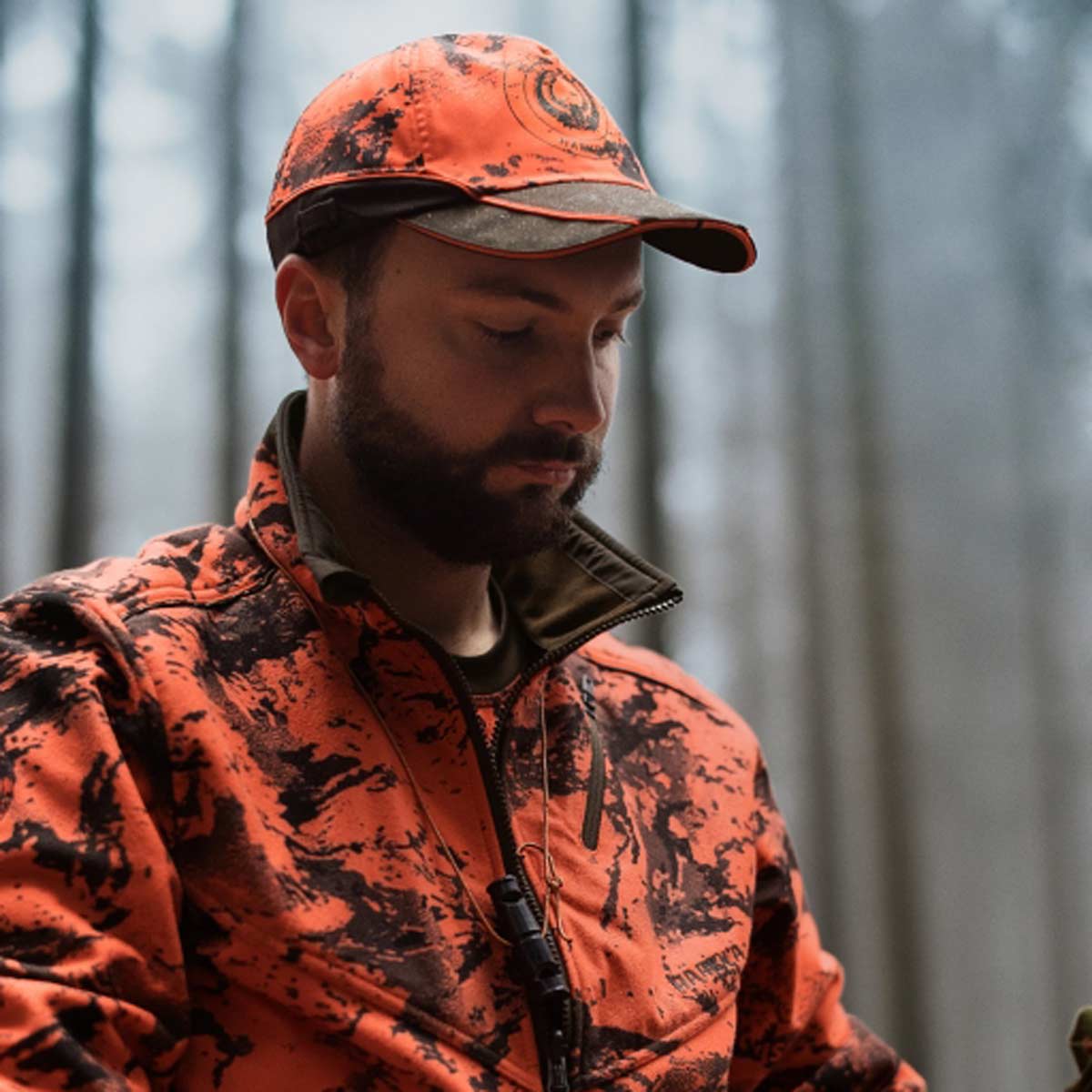 Harkila Wild Boar Pro Light Cap - On Model Harkila Wild Boar Pro Light Cap - On Model