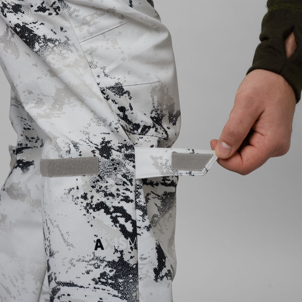 Harkila Winter Active WSP Trousers - Back Knee Adjuster Harkila Winter Active WSP Trousers - Back Knee Adjuster