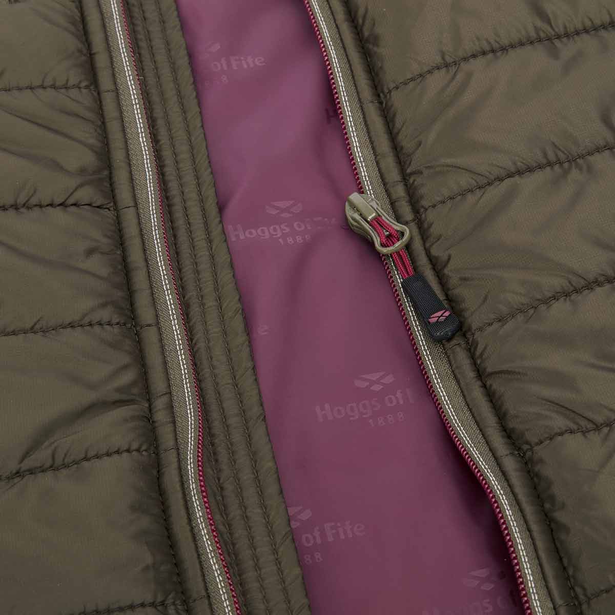 Hoggs of Fife Kingston Lightweight Quilted Jacket - Olive/Merlot - zip close up Hoggs of Fife Kingston Lightweight Quilted Jacket - Olive/Merlot - zip close up