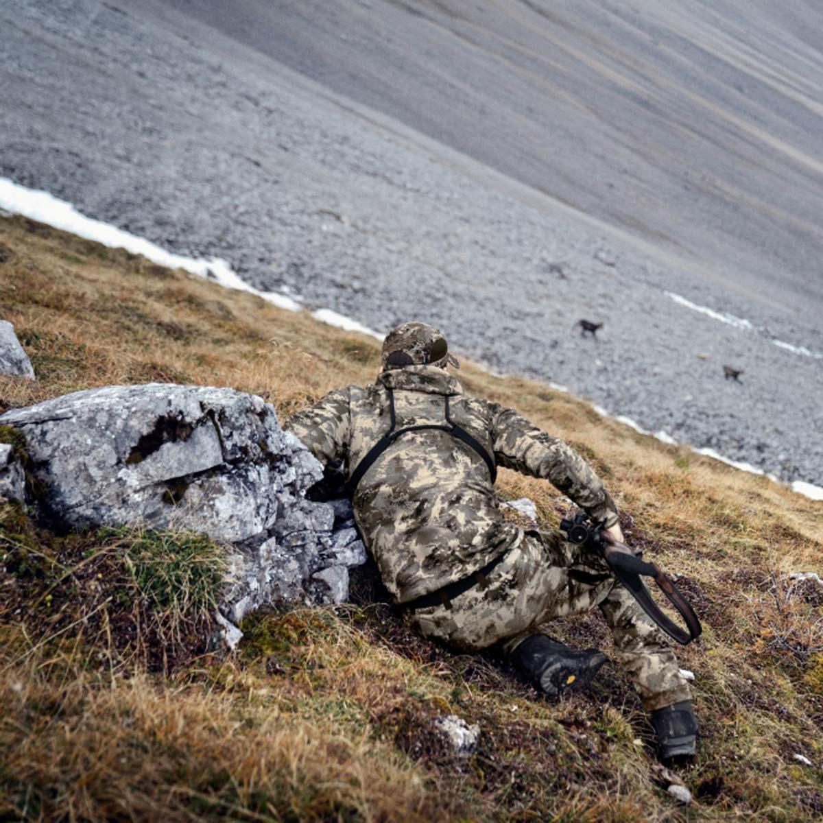 Mountain Hunter Expedition Fleece Hoodie - On Model Mountain Hunter Expedition Fleece Hoodie - On Model