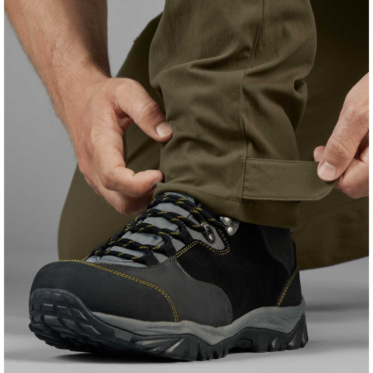 Seeland Outdoor Stretch Trousers - Pine Green - adjustable velcro ankles Seeland Outdoor Stretch Trousers - Pine Green - adjustable velcro ankles