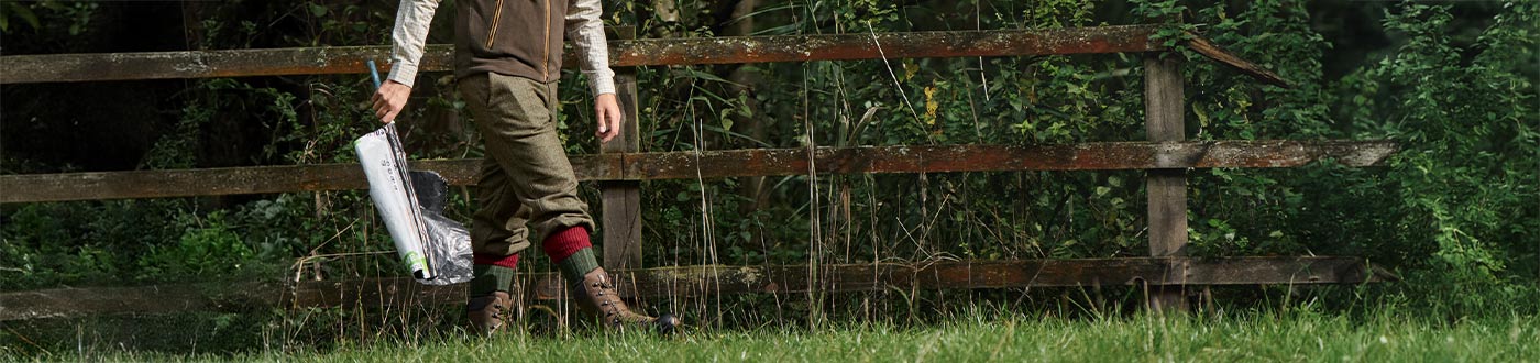 Men's breeks in a range of classic tweeds, moleskins & technical materials from brands including Laksen & Alan Paine