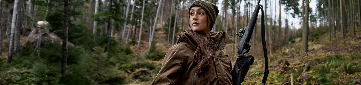 Shop women’s shooting clothing, jackets, trousers, fleeces, boots, wellies, gloves & accessories at ArdMoor.