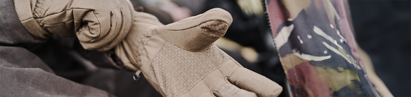 Waterproof farming gloves for cold wet weather