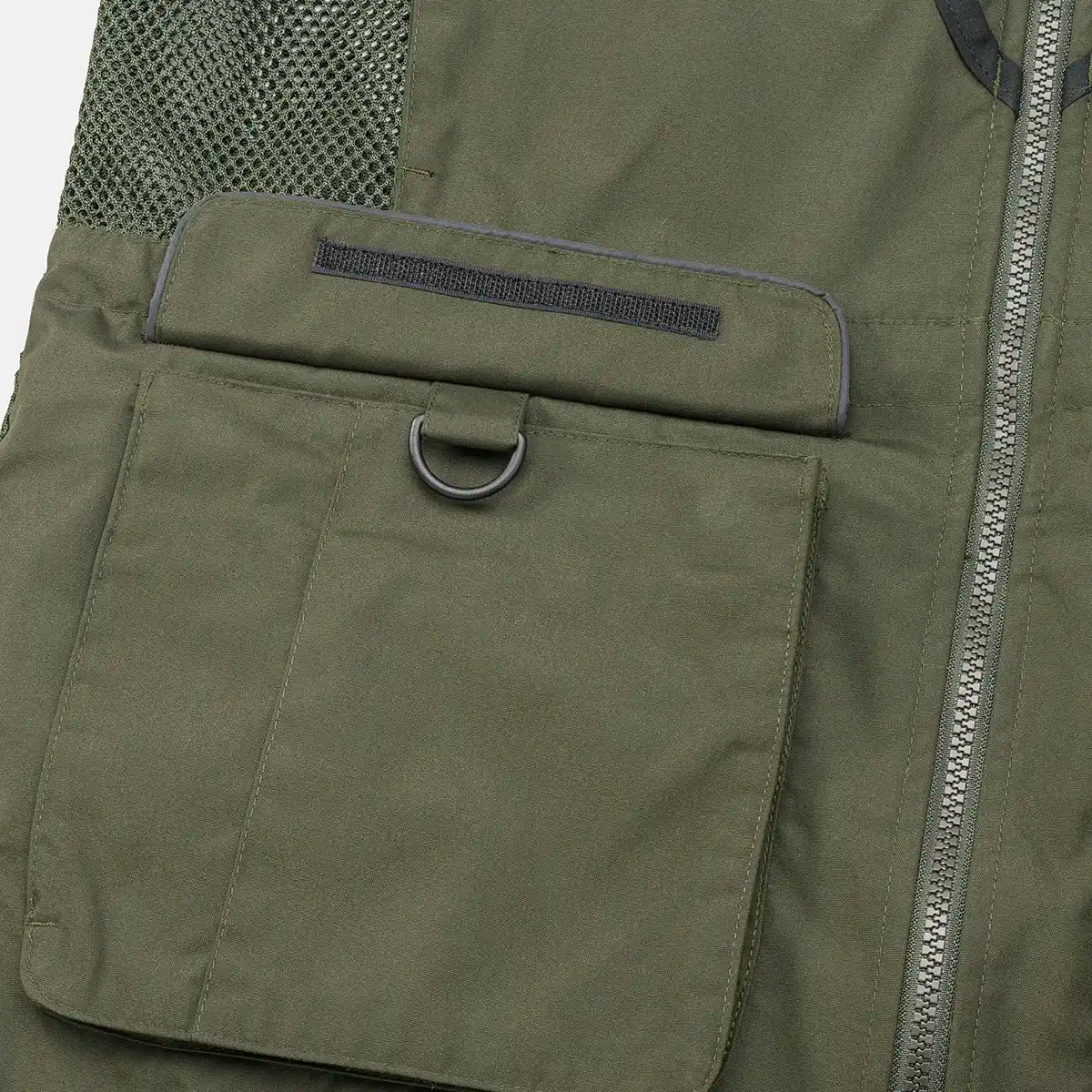 Pinewood Dog Sports 2.0 Vest- Moss Green- front pocket and D-ring detail