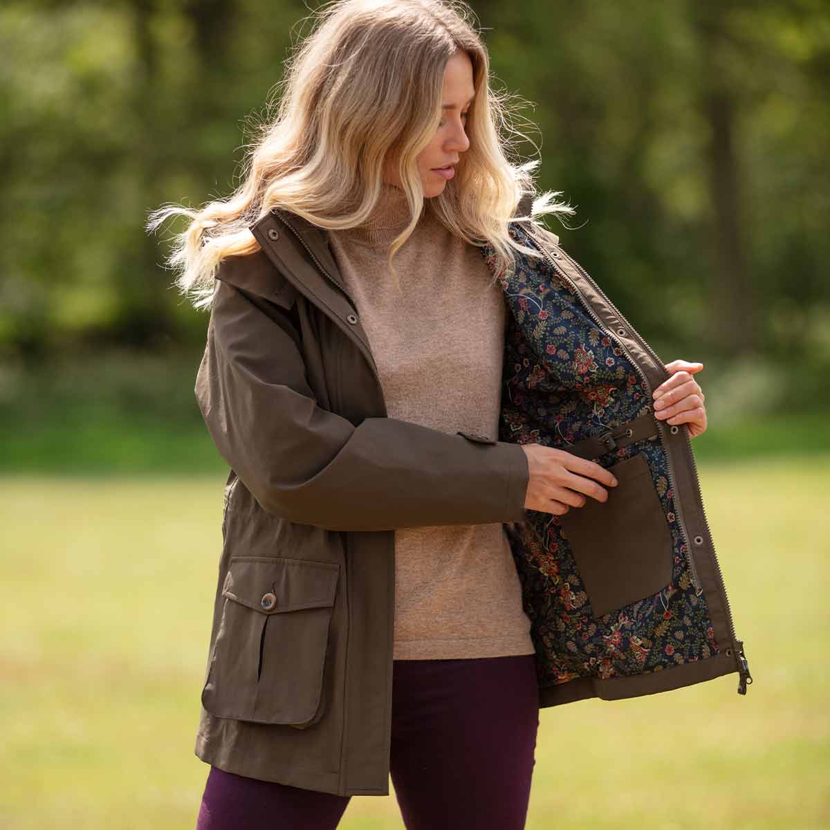 Alan Paine Lockwood Ladies Jacket - Olive - Lining - Model