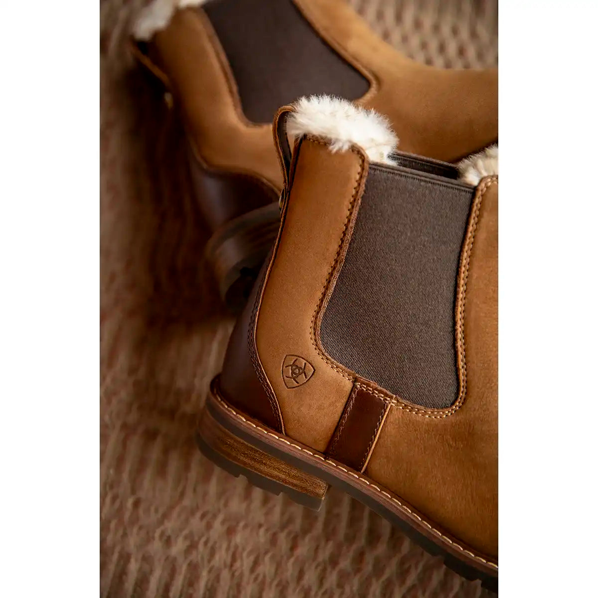 Ariat Women's Wexford Waterproof Sherpa Chelsea Boots - Close Up