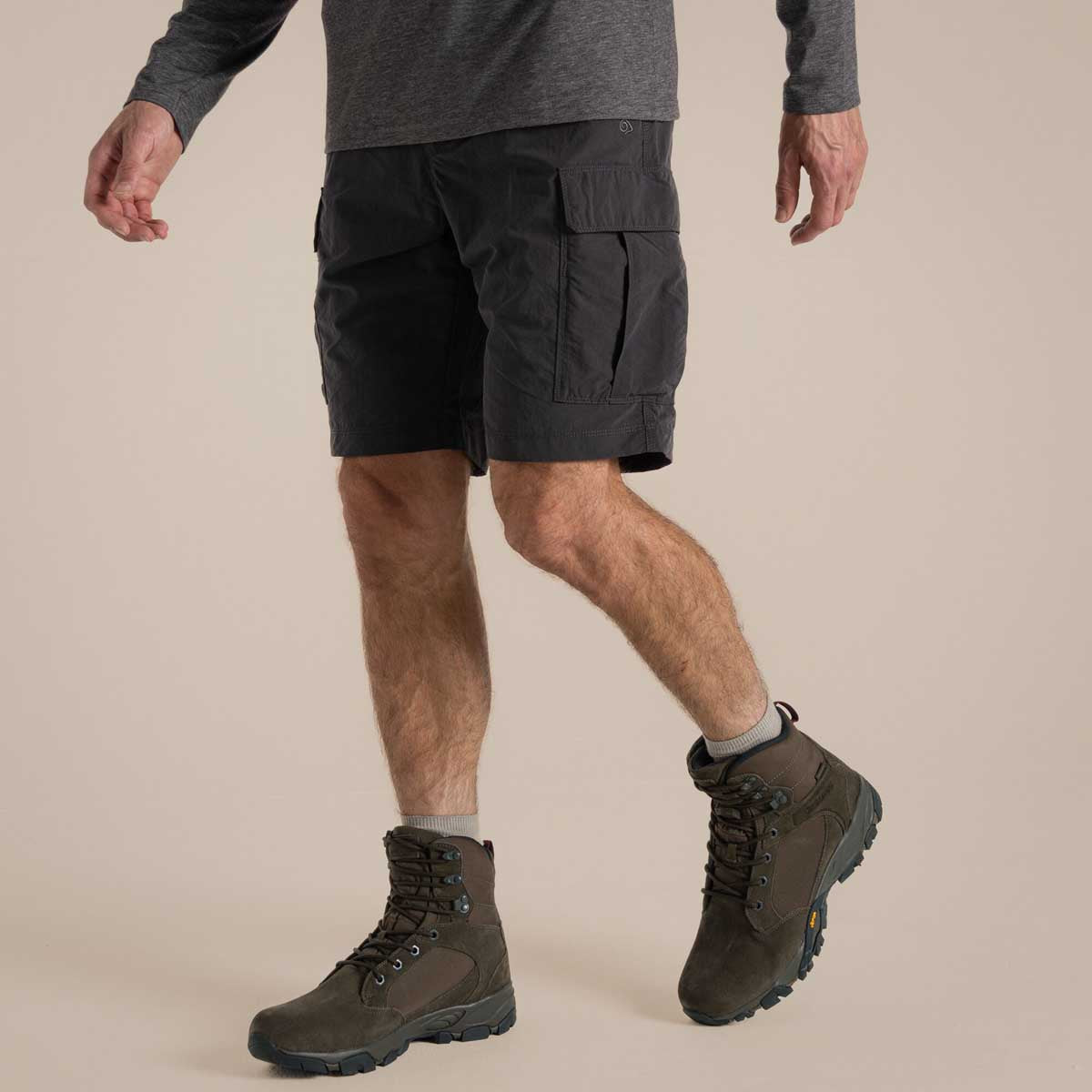 Craghoppers NosiLife Cargo Short III - Black Pepper