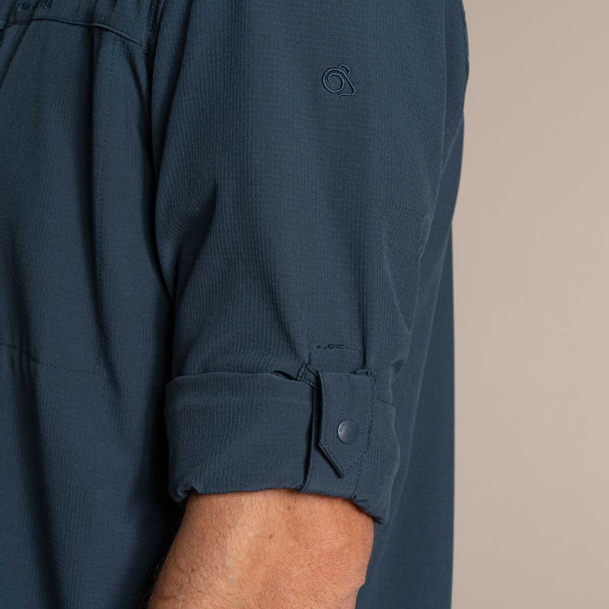 Craghoppers NosiLife Pro Long Sleeved Shirt V - Blue Stone - Sleeve Detail