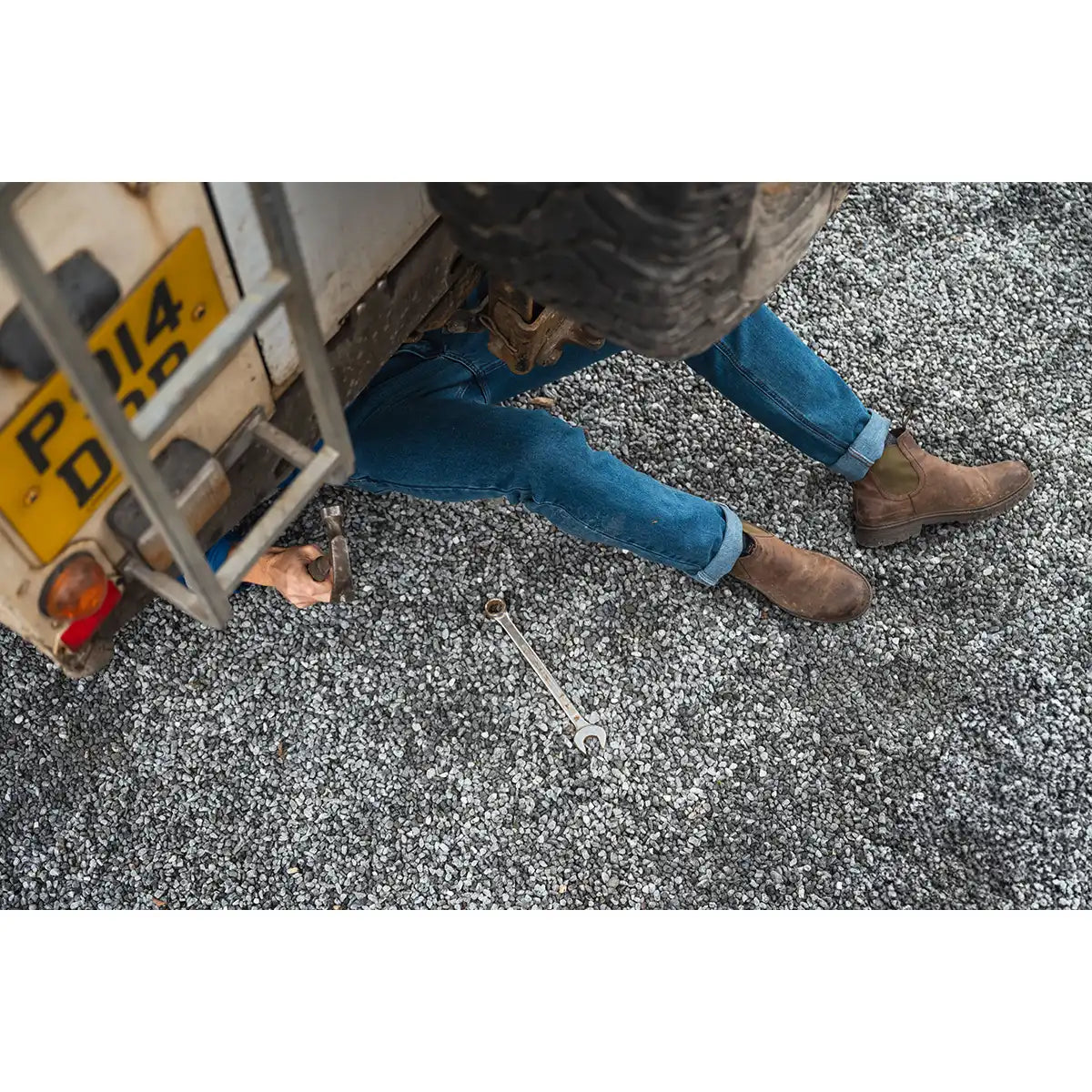 Hoggs of Fife Dalmeny Dealer Boot - Dark Brown - Worn by Model