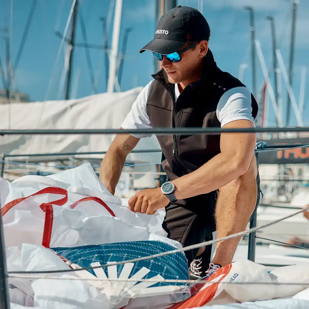 Musto Evo Crew Softshell Vest Black- lifestyle sailing